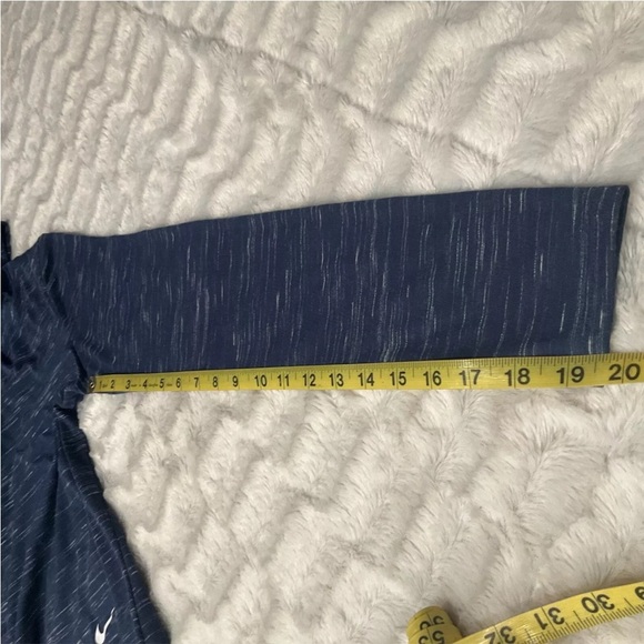 Nike Women’s Dri Fit NY Yankees Hoodie Size Small - Picture 7 of 7